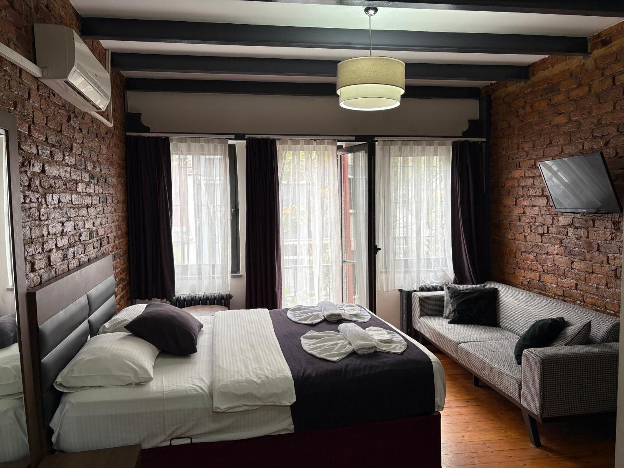 Taksim Otto Suite Istanbul Bagian luar foto