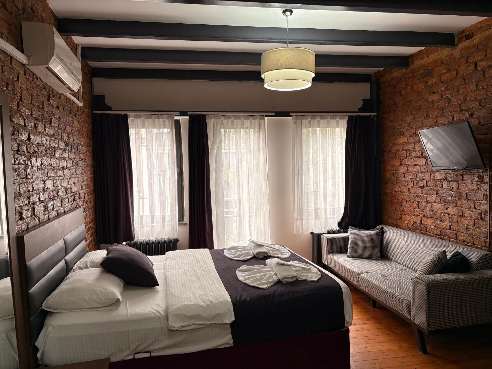 Taksim Otto Suite Istanbul Bagian luar foto